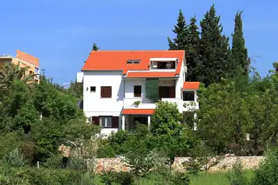 Image de Appartement de deux chambres avec la terrasse et la vue sur le mer Stari Grad, Hvar (A-4015-a)