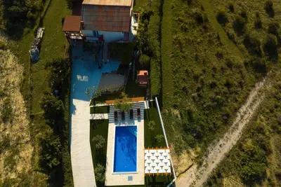 Image de Appartement de trois chambres avec la terrasse et la vue sur le mer Ljubac, Zadar (A-14148-a)