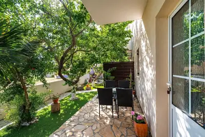 Image de Appartement d'une chambre avec la terrasse et la vue sur le mer Povljana, Pag (A-232-d)