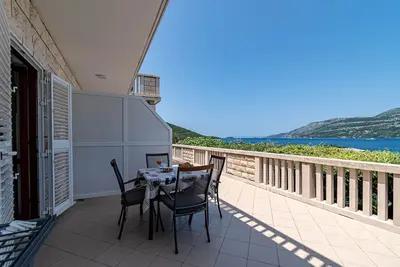 Image de Appartement d'une chambre prés de la plage Tri Zala, Korcula (A-9237-a)