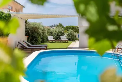 Image de Apartment Arausa with Pool Ix