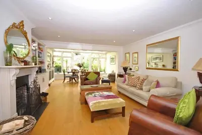 Image de 4 Chartwell Mews - une maison de ville qui dort 7 personnes dans 4 chambres