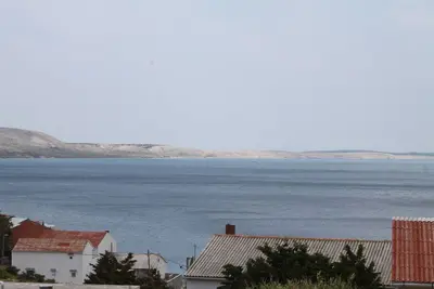 Image de Appartement d'une chambre avec la terrasse et la vue sur le mer Metajna, Pag (A-6426-b)
