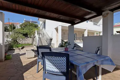 Image de Appartement de deux chambres avec la terrasse Crikvenica (A-12592-a)