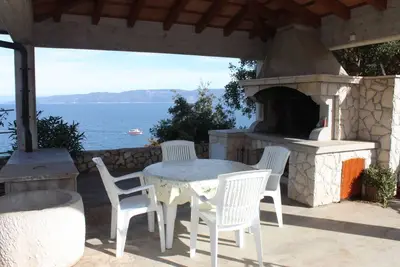 Image de Appartement d'une chambre avec la terrasse et la vue sur le mer Duga Luka (Prtlog), Labin (A-2367-a)