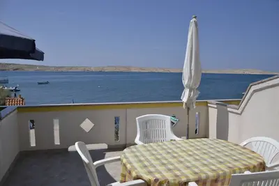 Image de Appartement de deux chambres prés de la plage Kustici, Pag (A-6335-b)