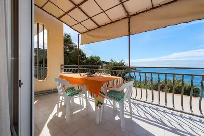 Image de Appartement de deux chambres prés de la plage Bilo, Primosten (A-4176-a)