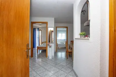 Image de Appartement de deux chambres avec la terrasse Jezera, Murter (A-5133-a)
