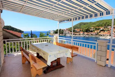 Appartement de trois chambres prés de la plage Brna, Korcula (A-147-d)