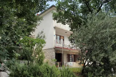 Image de Garçonnière avec la terrasse et la vue sur le mer Novi Vinodolski (As-2423-a)