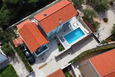 Image de Maison près de la mer avec la piscine Vinjerac, Zadar (K-9689)
