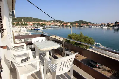 Image de Appartement d'une chambre avec le balcon et la vue sur le mer Kukljica, Ugljan (A-8260-a)