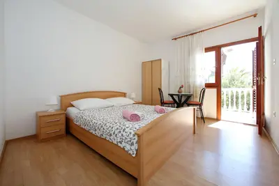 Garçonnière prés de la plage Bibinje, Zadar (As-4197-b)