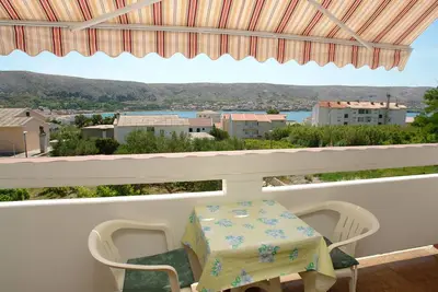 Image de Garçonnière avec le balcon et la vue sur le mer Pag (As-13060-a)