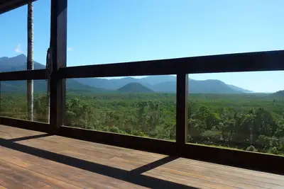 Image de Daintree Holiday Homes - La Vista - Piscine privée et spa à jets - Vues sur l'océan