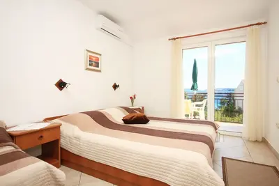 Image de Garçonnière avec le balcon et la vue sur le mer Orebic, Peljesac (As-275-a)