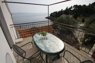 Image de Appartement d'une chambre prés de la plage Baie Tvrdni Dolac, Hvar (A-8703-a)