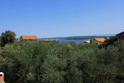 Image de Appartement de deux chambres avec la terrasse et la vue sur le mer Kraj, Pasman (A-8213-b)