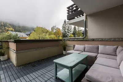 Image de Appartement confortable de 2 chambres au coeur de Chamonix avec grande terrasse face à l'Aguille du Midi