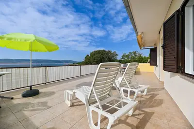 Image de Appartement de deux chambres prés de la plage Seline, Paklenica (A-6564-a)