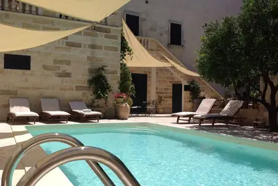 Image de Winery 1700 maison historique avec piscine privée et grand jardin