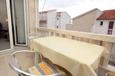 Image de Appartement d'une chambre avec le balcon Duce, Omis (A-5973-c)