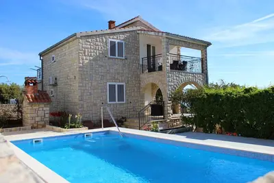 Image de Appartement de deux chambres avec la terrasse et la vue sur le mer Rogac, Solta (A-5183-a)