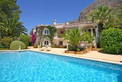 Image de Villa de luxe à Javea, sur la Costa Blanca, Espagne  avec piscine privée pour 8 personnes