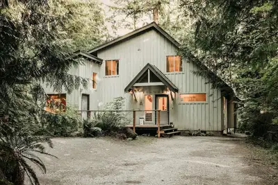 Image de Chalet Mt Baker Rim 19 - Animaux acceptés, Wifi, bain à remous, 10 couchages