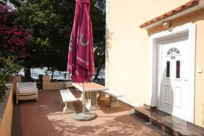 Image de Appartement d'une chambre prés de la plage Kraj, Pasman (A-3460-e)