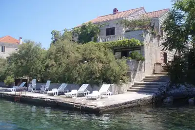 Image de Maison en Pierre Gregov