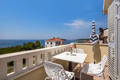 Image de Appartement d'une chambre avec le balcon et la vue sur le mer Rogoznica (A-10339-c)