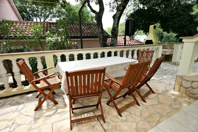Image de Appartement de deux chambres avec la terrasse Povile, Novi Vinodolski (A-2398-a)