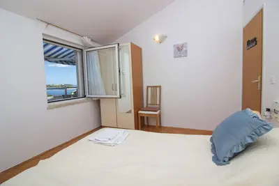 Appartement d'une chambre avec la terrasse et la vue sur le mer Nin, Zadar (A-5805-a)