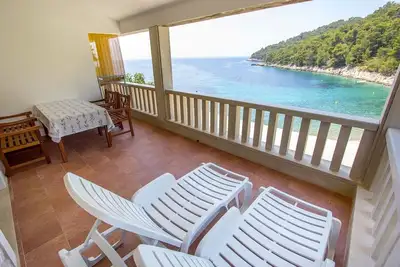 Image de Appartement de deux chambres prés de la plage Baie Skozanje, Hvar (A-5713-d)