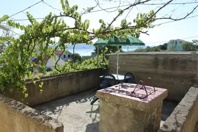 Image de Appartement d'une chambre avec la terrasse et la vue sur le mer Savar, Dugi otok (A-8127-b)