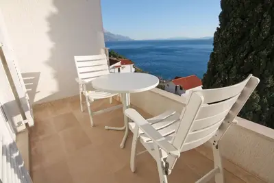Image de Appartement d'une chambre avec le balcon et la vue sur le mer Pisak, Omis (A-5975-d)