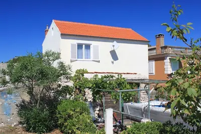 Image de Maison de vacances avec parking Lukoran, Ugljan (K-8385)