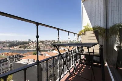 Image de Lv Premier Clerigos Re1 - Balcon, vues, climatisation, chauffage et ascenseur
