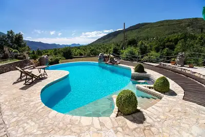 Image de Villa de luxe avec la piscine Bajici, Zagora (K-11328)