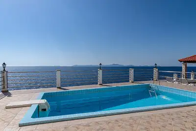 Image de Appartement d'une chambre prés de la plage Zavalatica, Korcula (A-183-f)