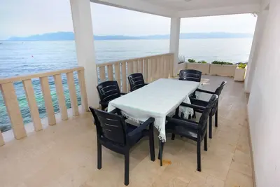 Image de Appartement d'une chambre prés de la plage Baie Tvrdni Dolac, Hvar (A-2997-b)