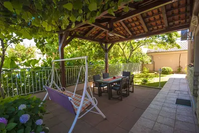 Image de Appartement de deux chambres avec la terrasse Kukljica, Ugljan (A-8253-f)