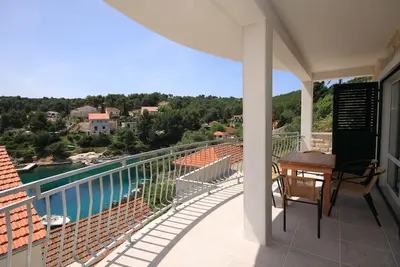 Image de Appartement de deux chambres prés de la plage Basina, Hvar (A-8754-b)