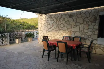 Image de Appartement de deux chambres prés de la plage Milna, Vis (A-8913-b)
