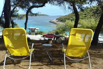 Image de Appartement d'une chambre avec la terrasse et la vue sur le mer Milna, Vis (A-8490-a)