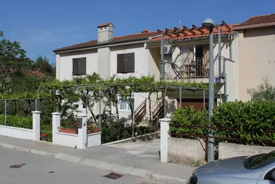 Image de Appartement de deux chambres avec la terrasse Pula (A-7646-a)