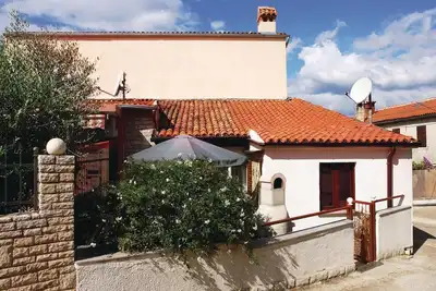 Image de Belle maison Ă Pula avec WiFi