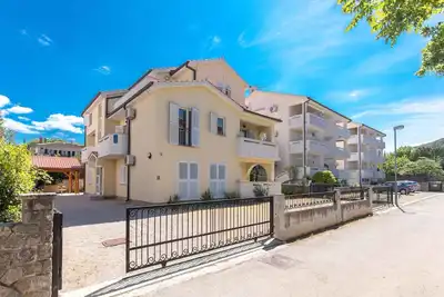 Image de Appartement de vacances avec balcon et climatisation