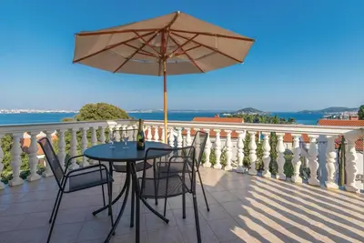 Bel appartement à Poljana